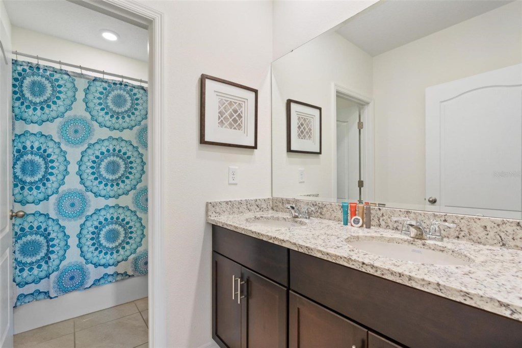 6 bedroom vacation house at Solterra - Image 31