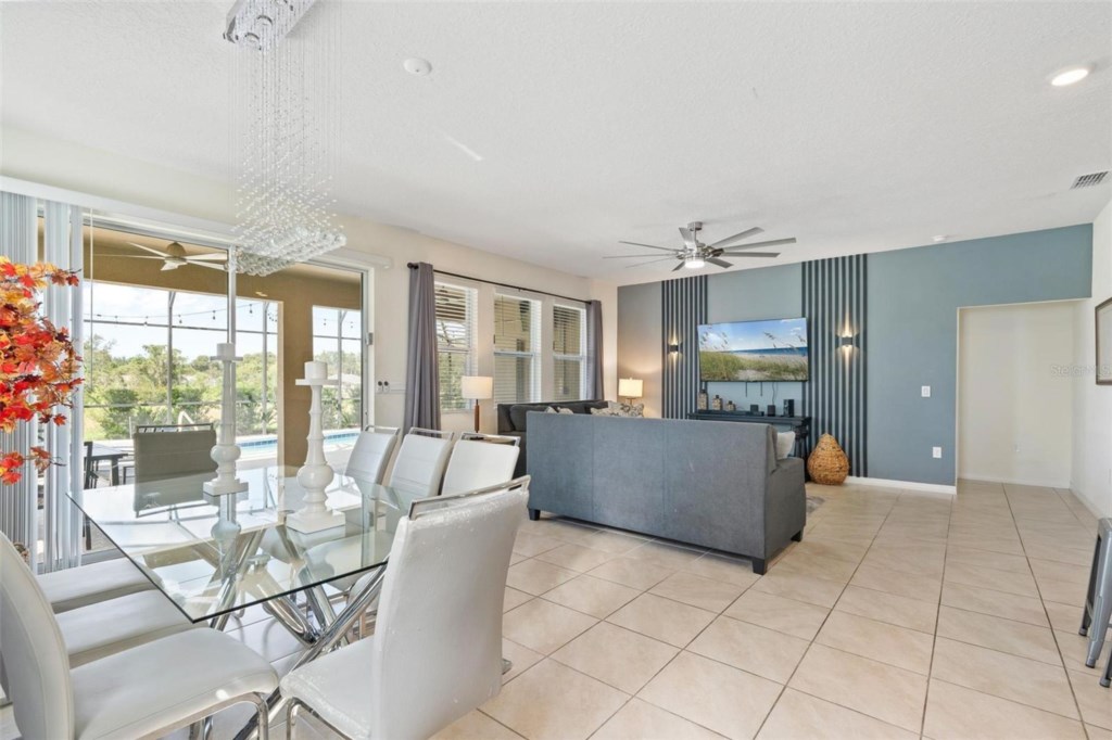 6 bedroom vacation house at Solterra - Image 5