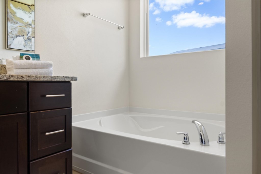 6 bedroom vacation house at Solterra - Image 37