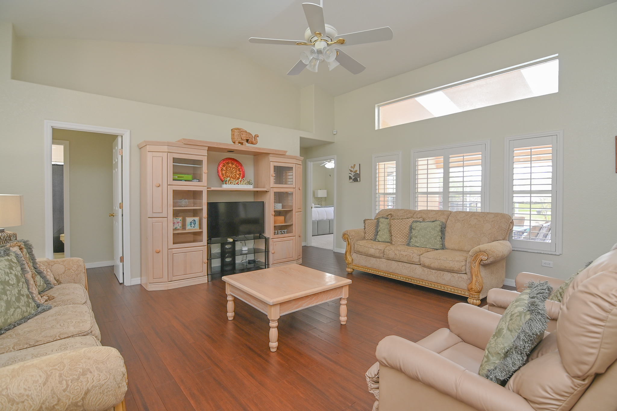 Loma Vista Escape - 4BR Pool Home near Disney