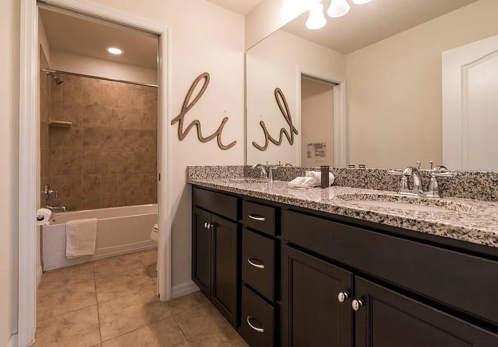 6 bedroom vacation house at Windsor at Westside  - Image 25