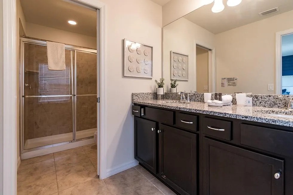 6 bedroom vacation house at Windsor at Westside  - Image 28