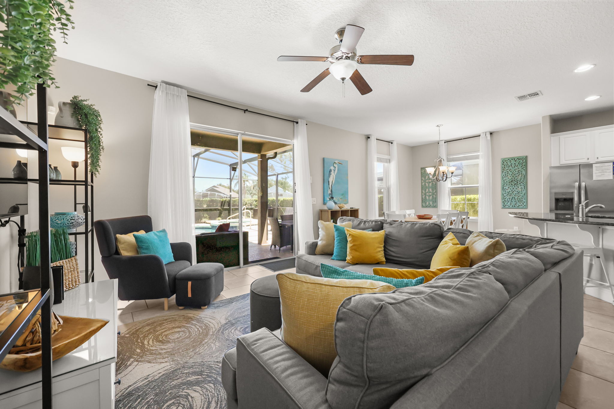 6 bedroom vacation house at Solterra - Image 1