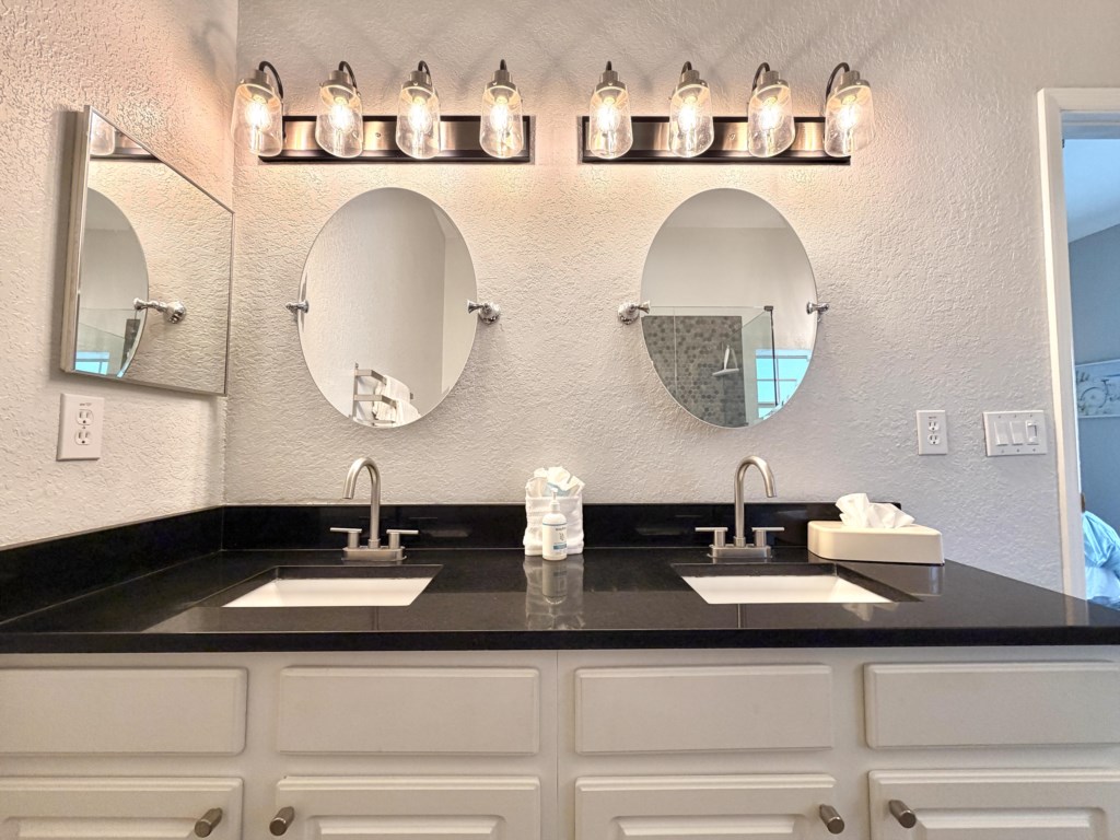 PhotoApr012026,35652PM