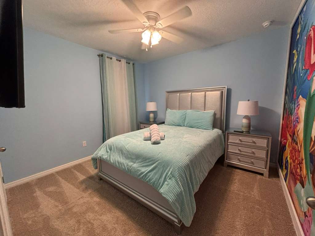 6 bedroom vacation house at Solterra - Image 15