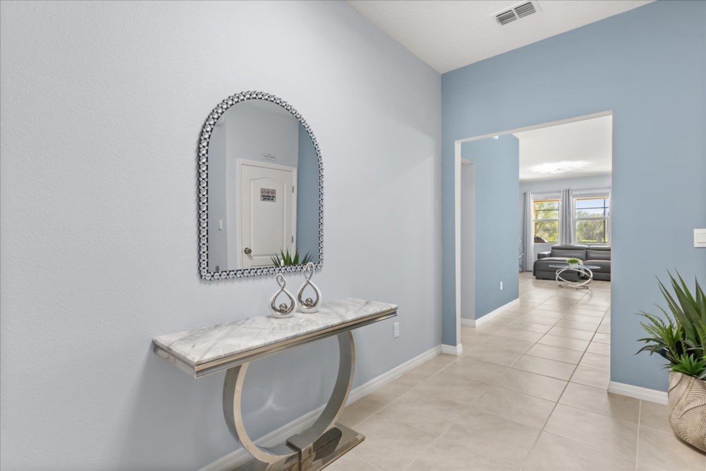 6 bedroom vacation house at Solterra - Image 10