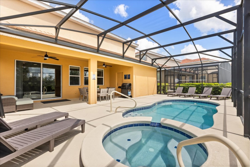 6 bedroom vacation house at Solterra - Image 32