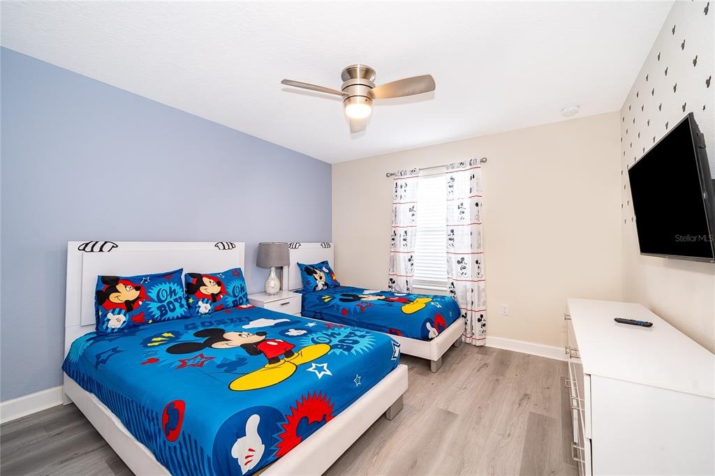 4 bedroom vacation townhouse at Storey Lake - Image 14