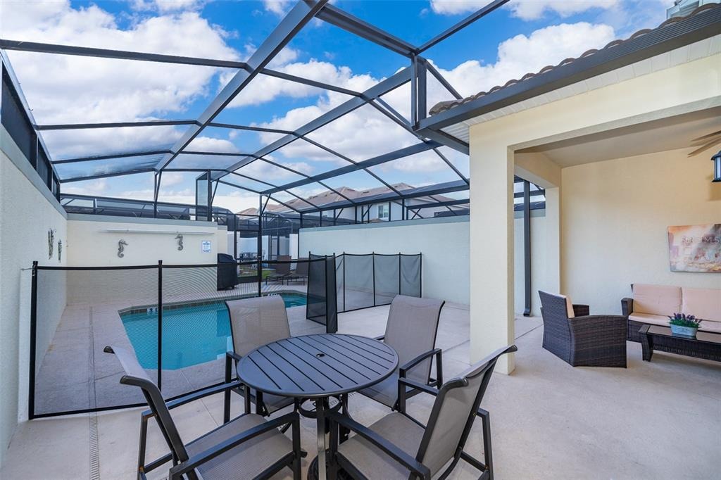 4 bedroom vacation townhouse at Storey Lake - Image 16