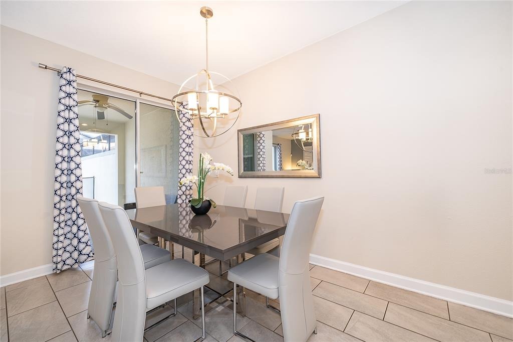 4 bedroom vacation townhouse at Storey Lake - Image 7