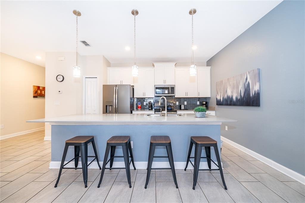 4 bedroom vacation townhouse at Storey Lake - Image 8