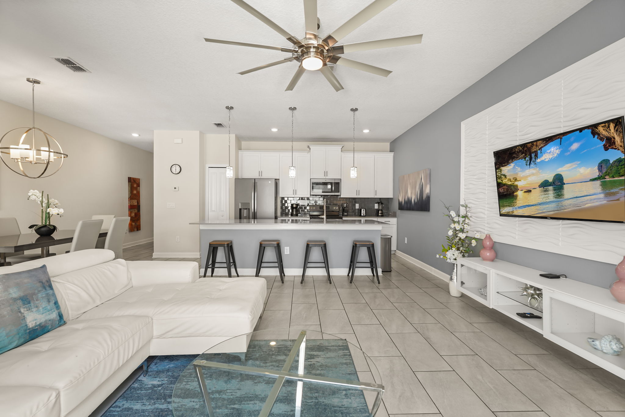 4 bedroom vacation townhouse at Storey Lake - Image 3