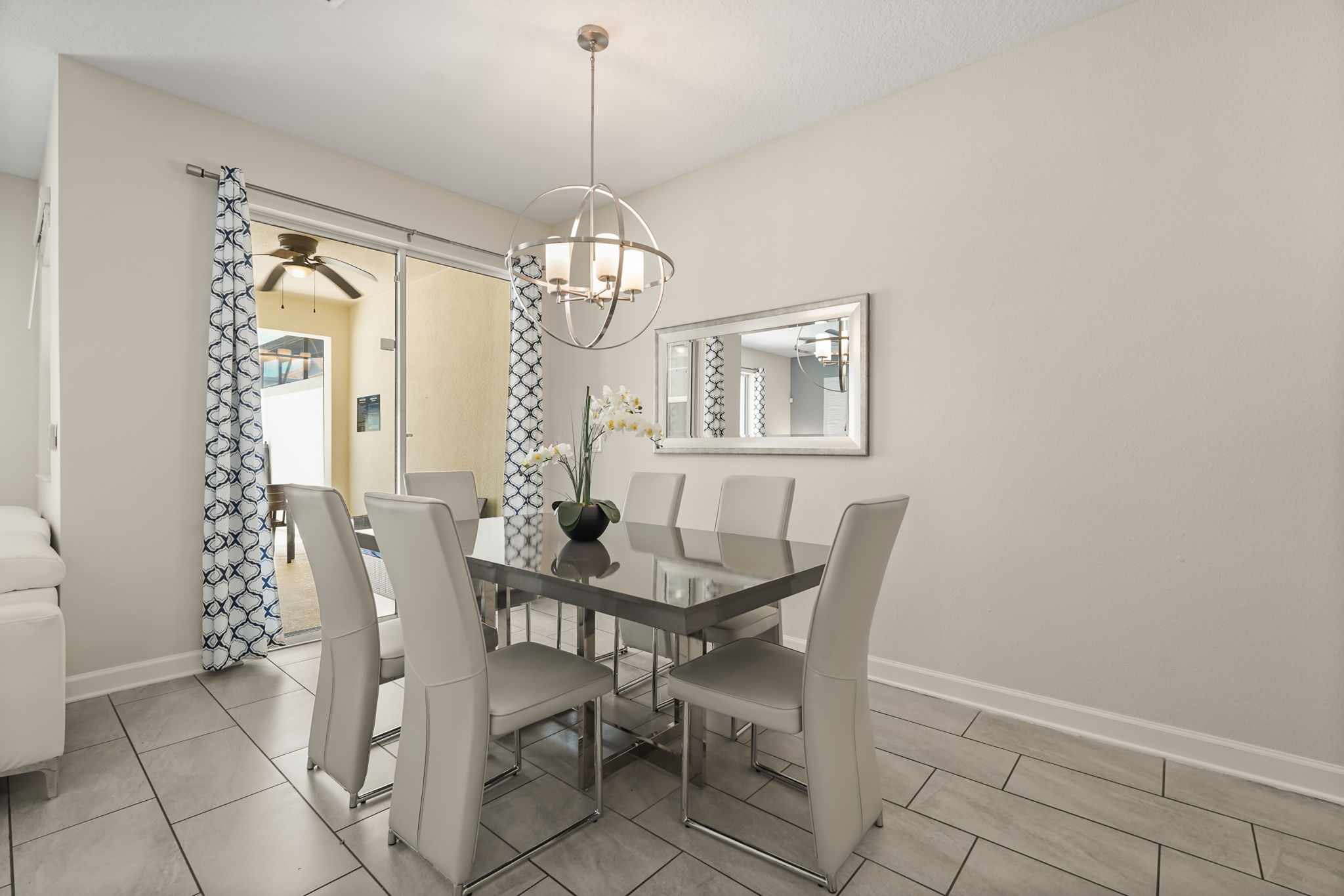 4 bedroom vacation townhouse at Storey Lake - Image 5