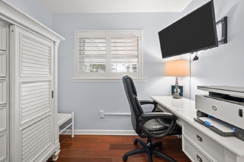 Third Bedroom with Bunk Bed and Desk