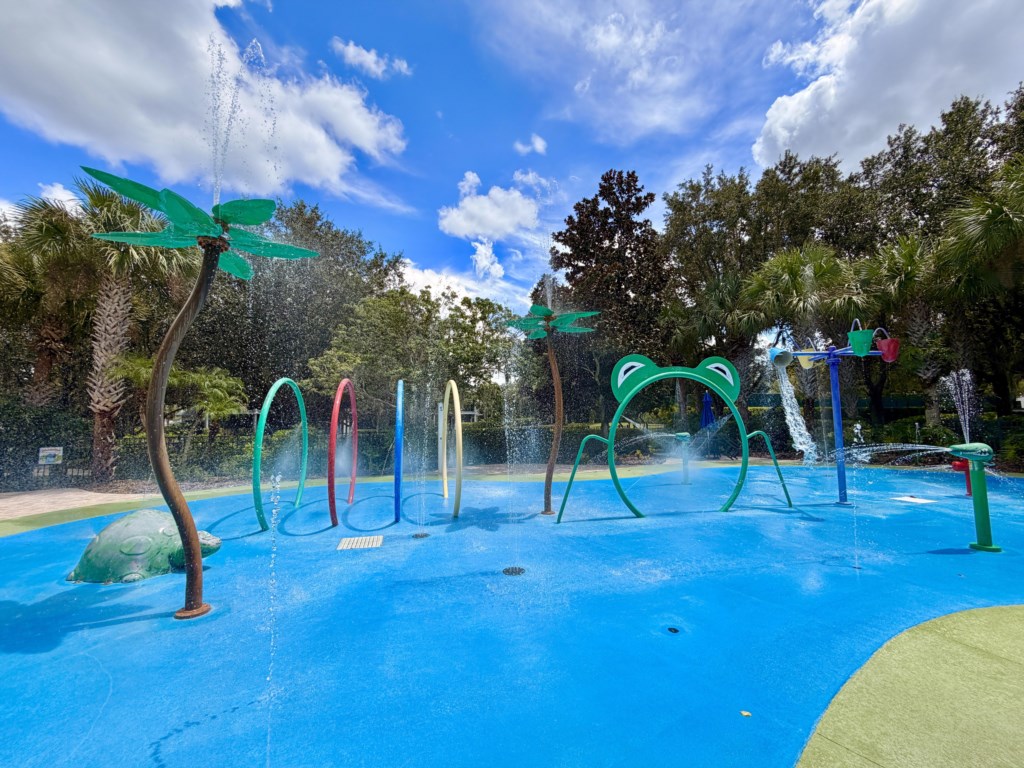Children's Splashpad for hours of fun!