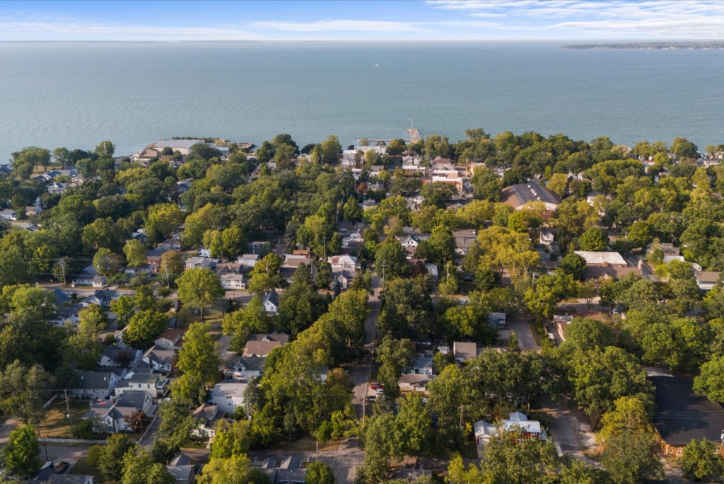 34-DJI_20240912173954_0003_D