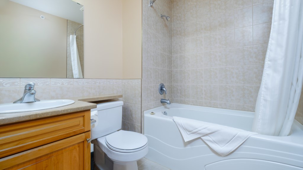Upper Floor Bathroom