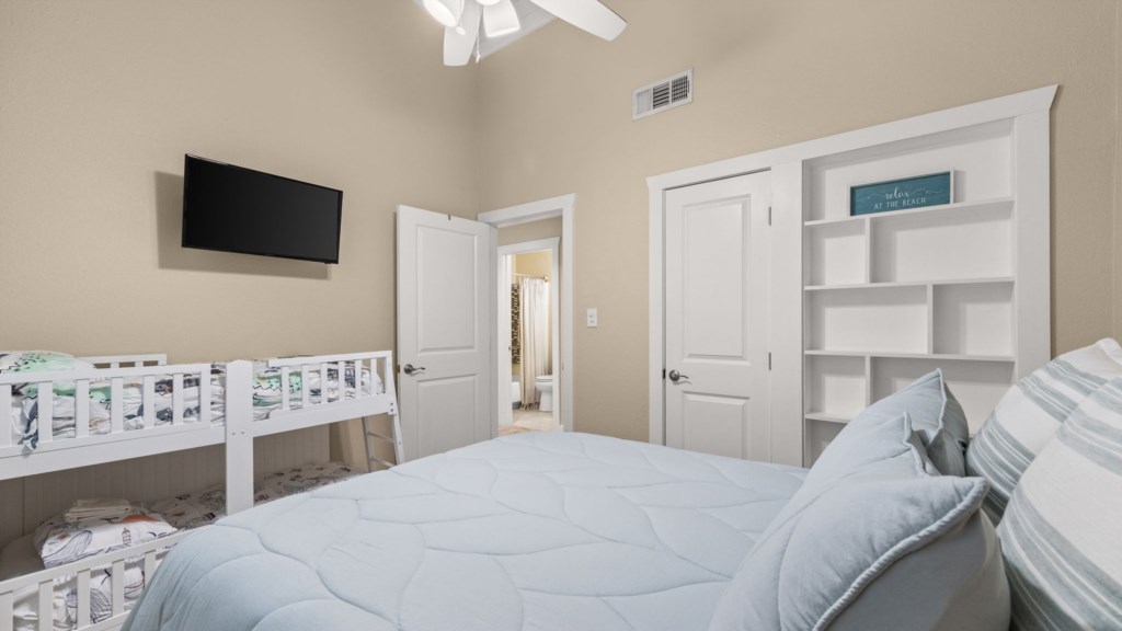 18-custom-PANHANDLE-22400FRONTBEACHRD6-16