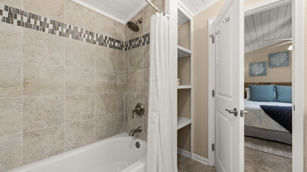 23-custom-PANHANDLE-22400FRONTBEACHRD6-21