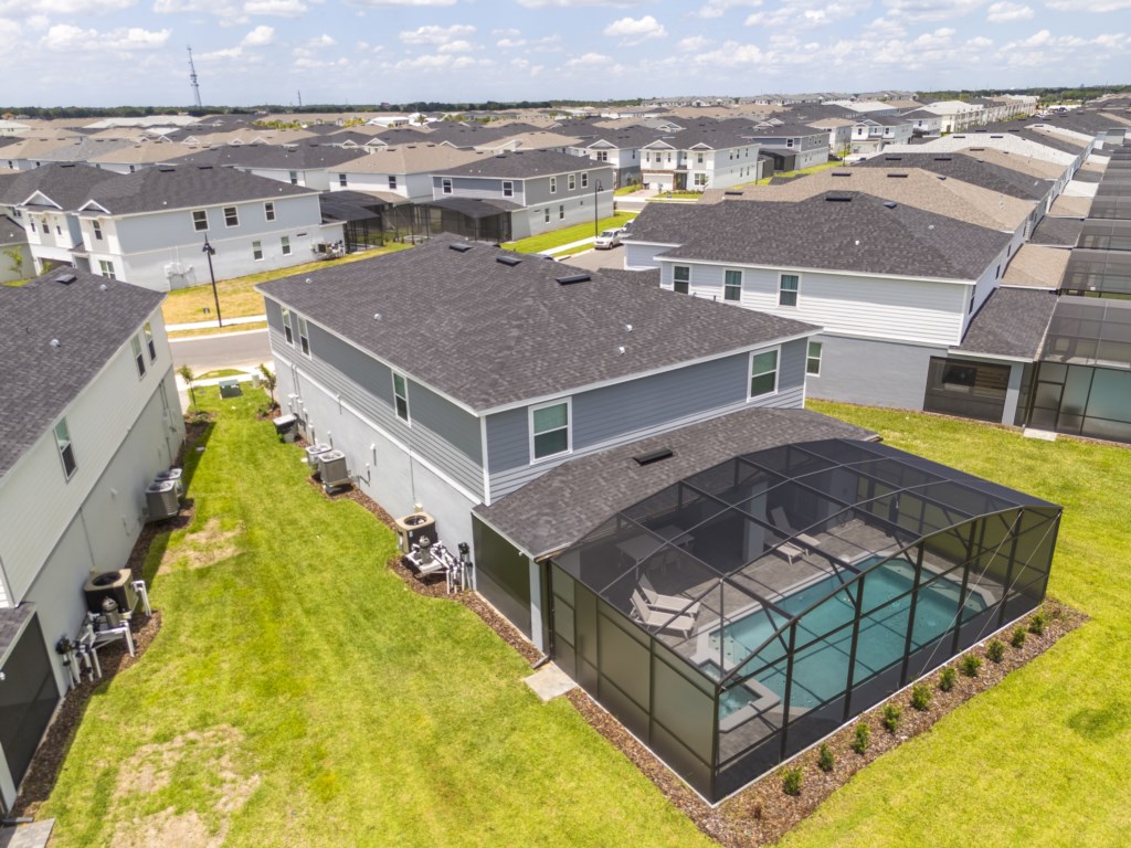 Bird-view of the home