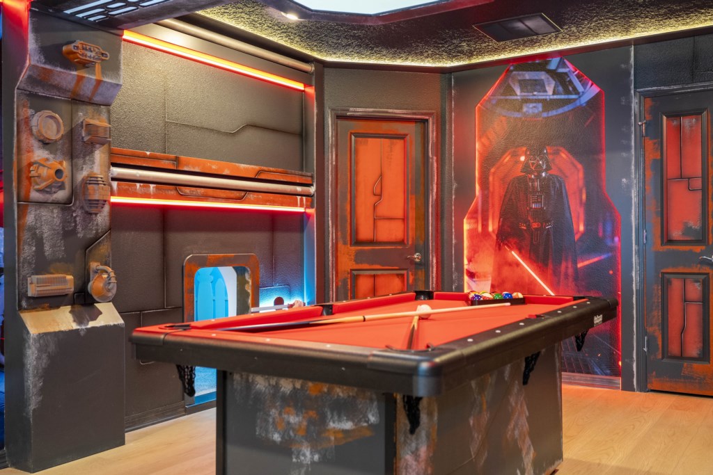 Star Wars themed loft w/ pool table and Home Theater