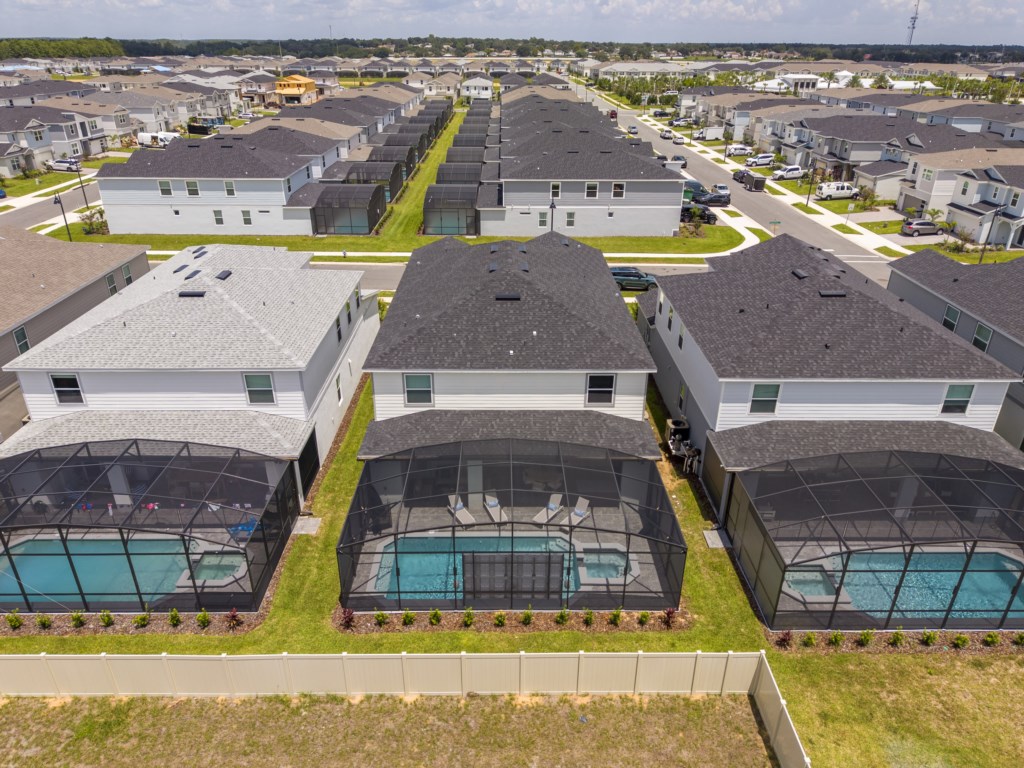 Bird-view of the home