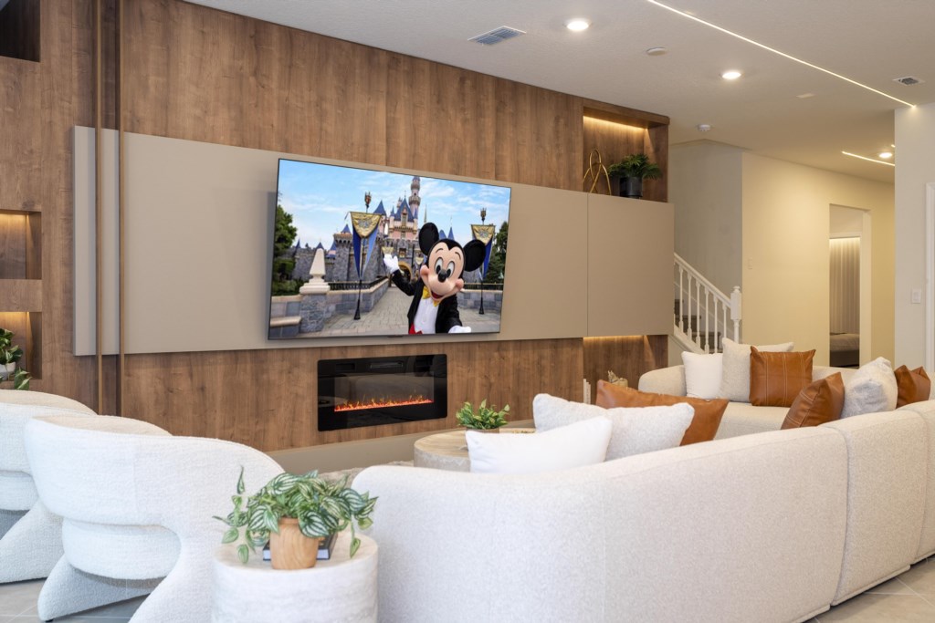 Open floor concept living & dining