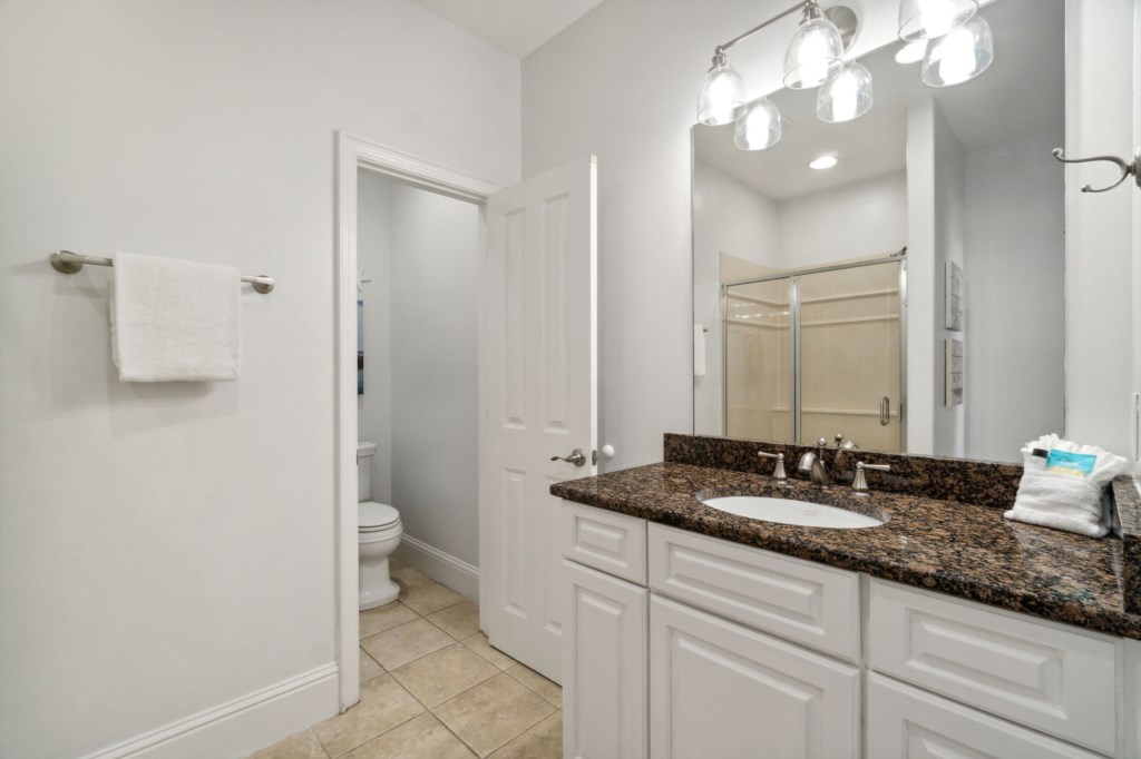 Bunk Room Bathroom