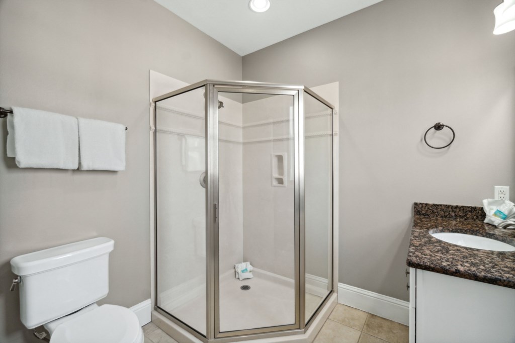 King Bathroom On 2nd Floor