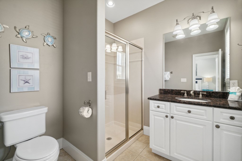 King Bathroom On 3rd Floor