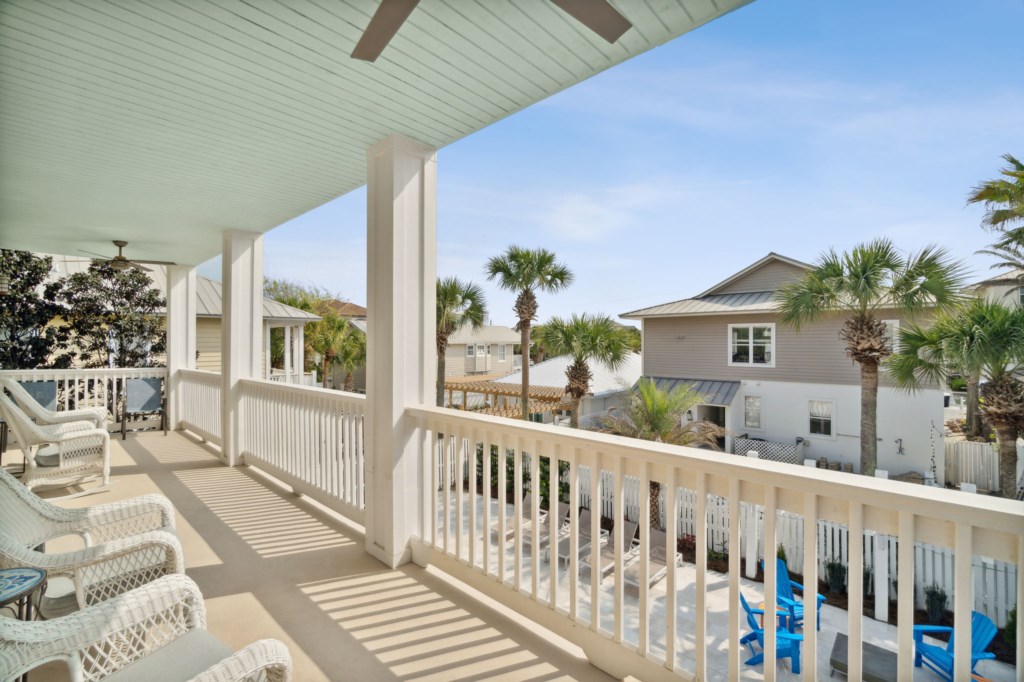 2nd Floor Balcony