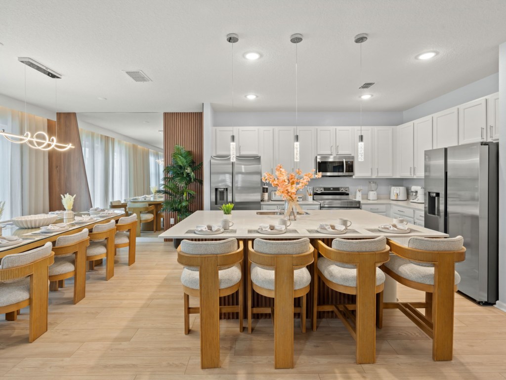 10-web-or-mls-251BalloDr-56