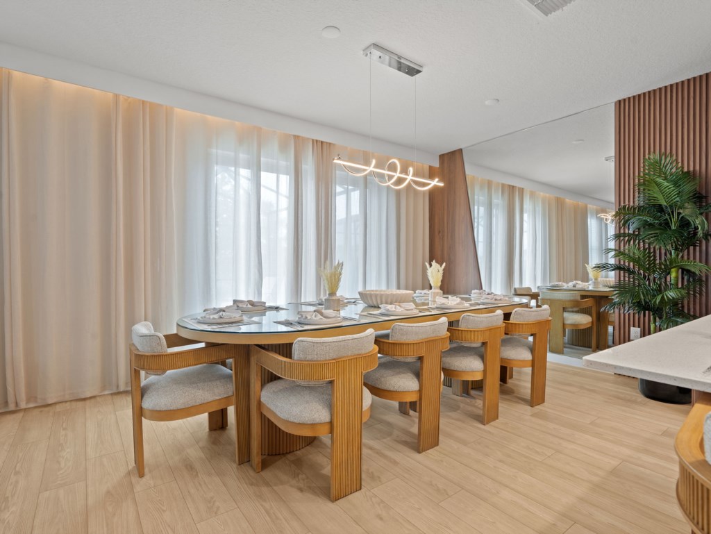 19-web-or-mls-251BalloDr-46
