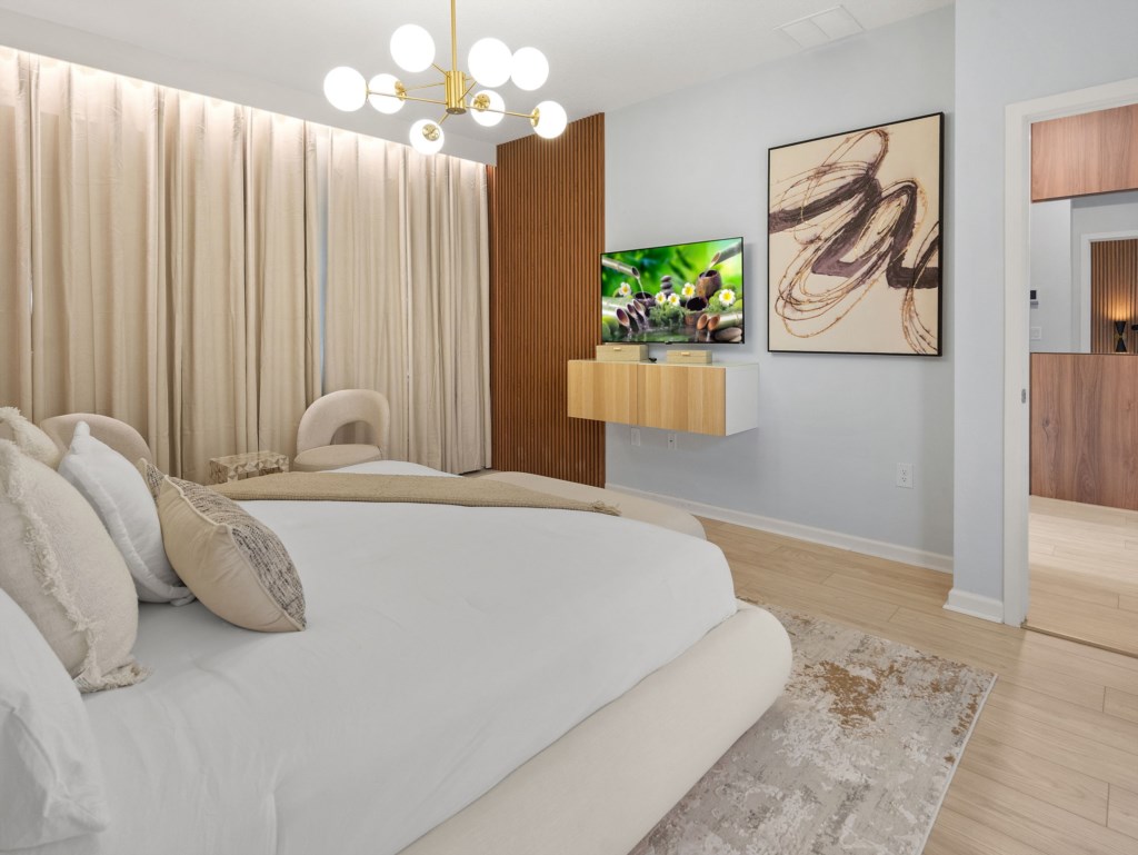 26-web-or-mls-251BalloDr-45a