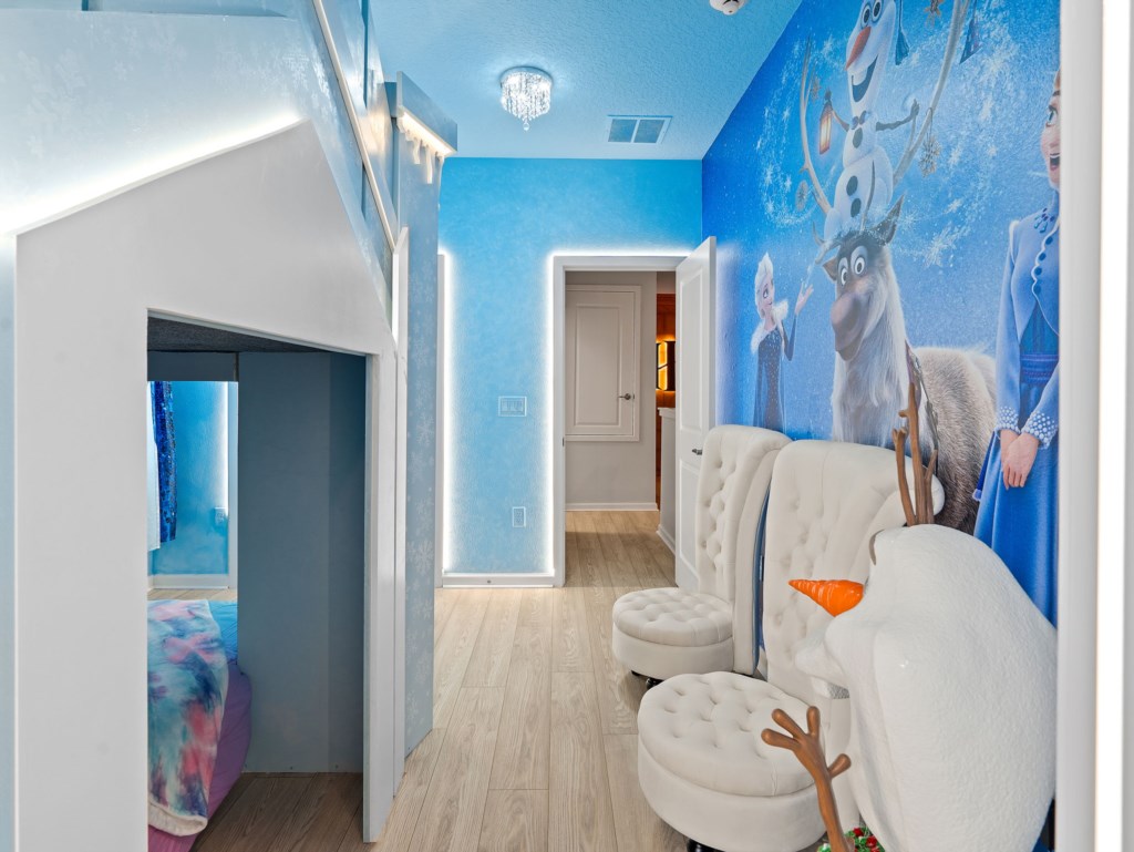 57-web-or-mls-251BalloDr-9