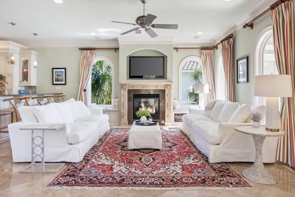 Living Area On 2nd Floor