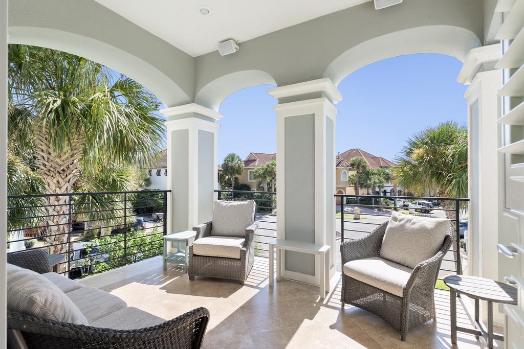 2nd Floor Balcony