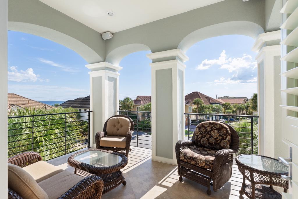 3rd Floor Balcony