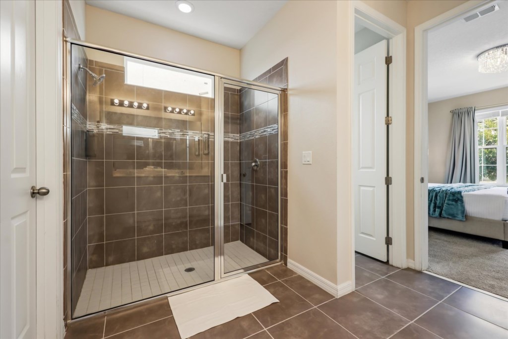 9 bedroom vacation house at Solara Resort - Image 43