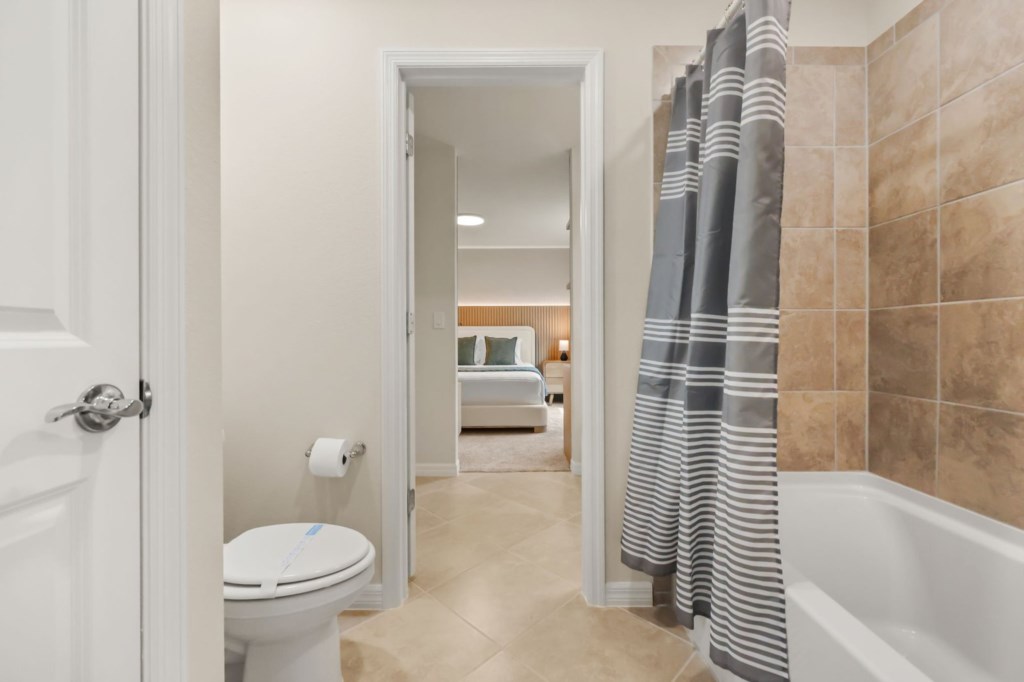 16079 Coastal Cove Lane, 8-bedroom vacation home at Windsor Cay in Clermont, FL — photo 56 of 102
