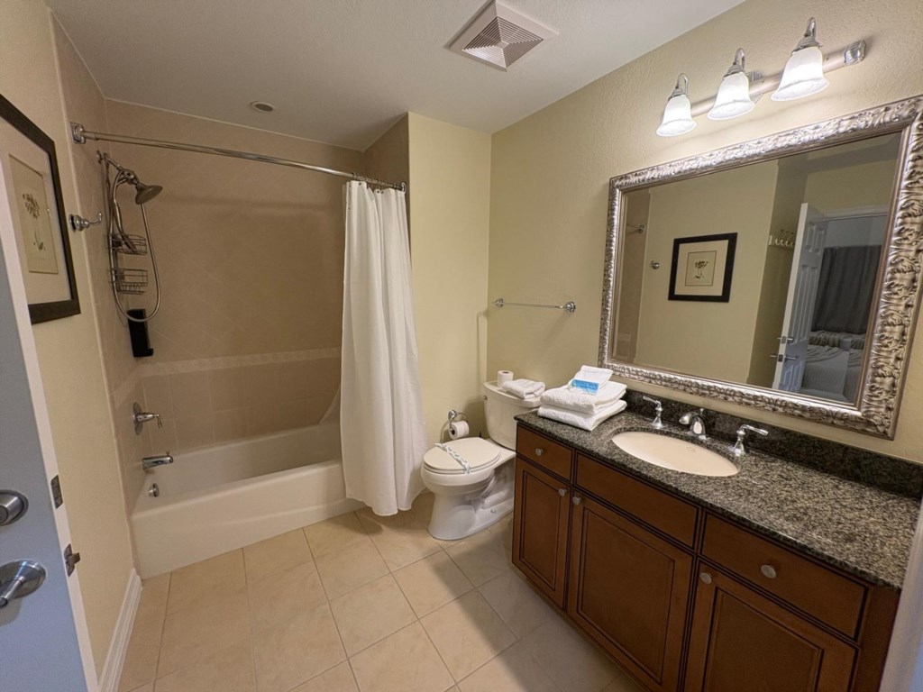3 bedroom vacation apartment at Reunion - Image 12