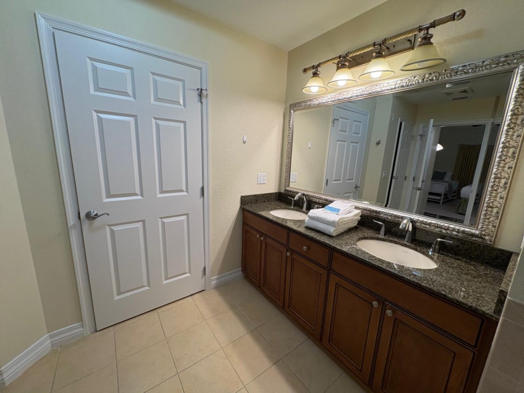 3 bedroom vacation apartment at Reunion - Image 15