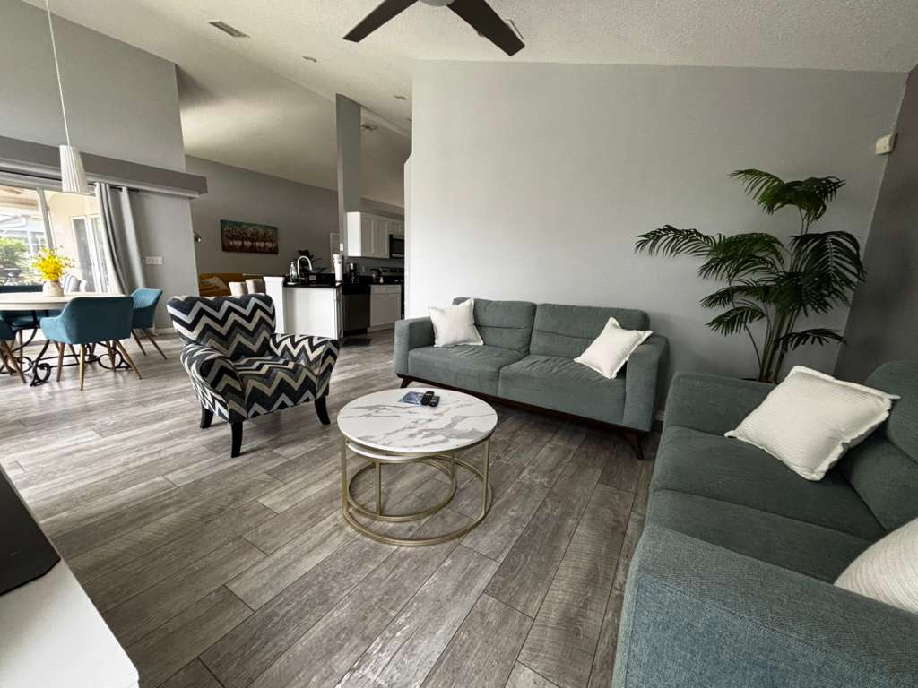 4 bedroom vacation house at Hampton Lakes - Image 1