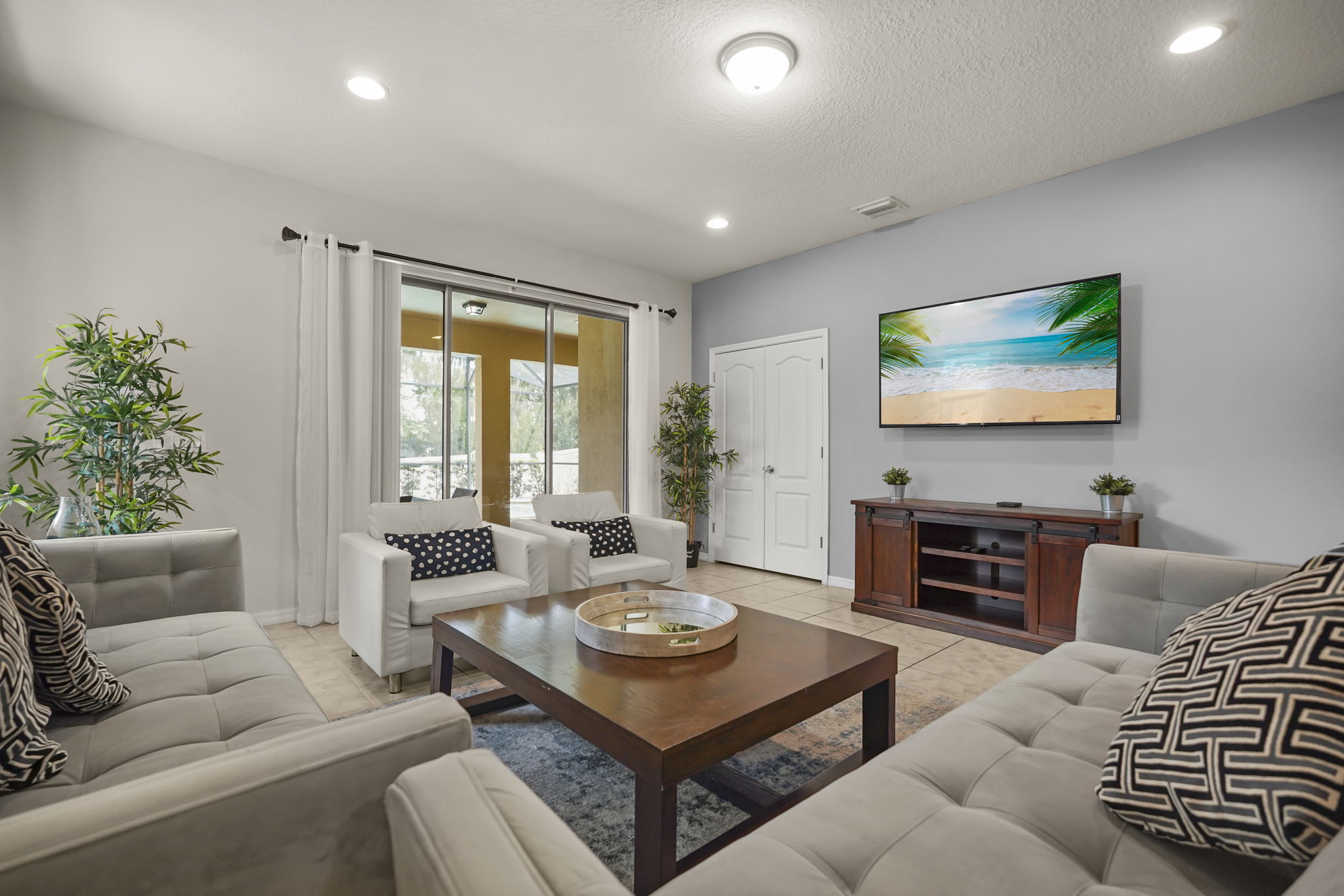 7 bedroom vacation house at Windsor at Westside  - Image 4