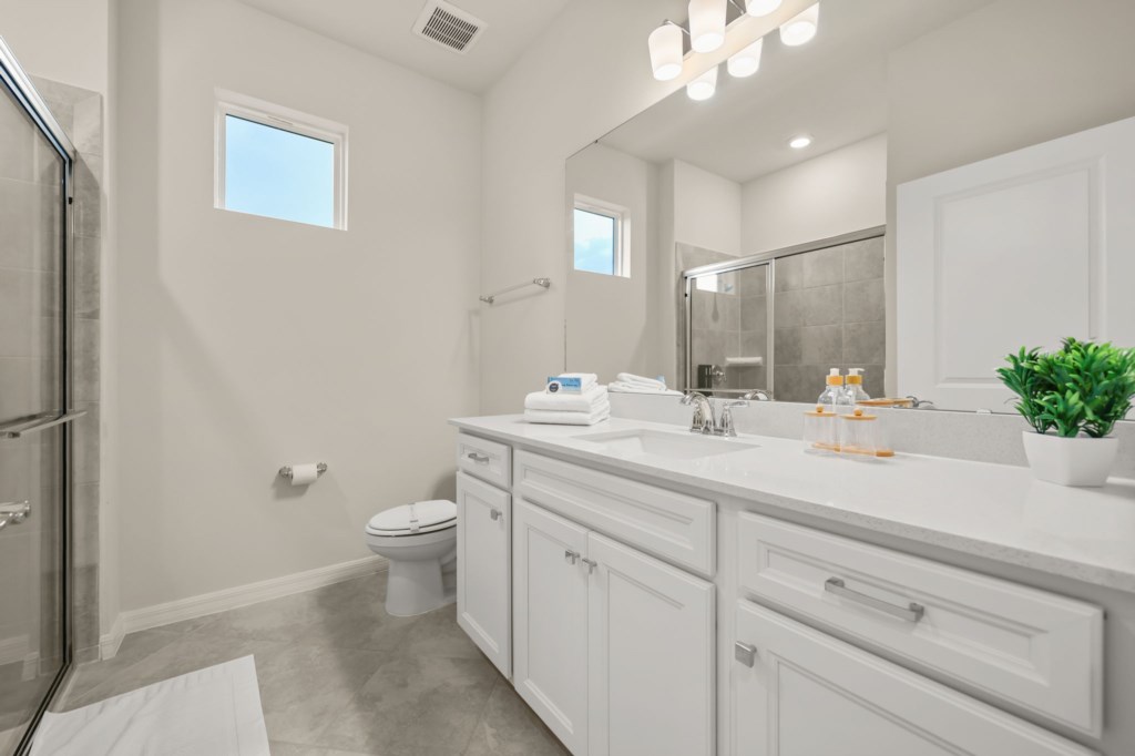 1001 Breezy Palms Way (70).jpg