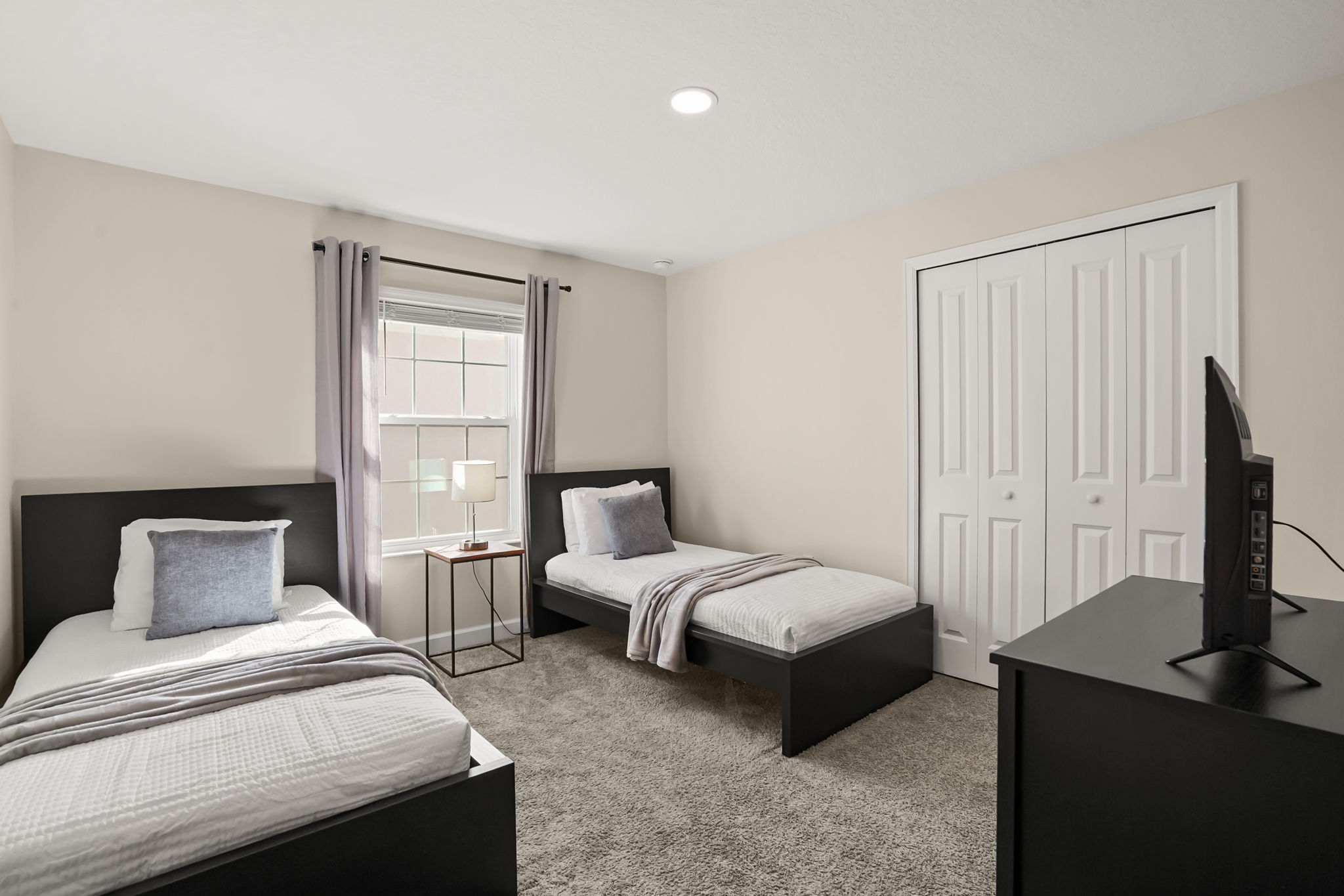 5 bedroom vacation townhouse at Storey Lake - Image 16
