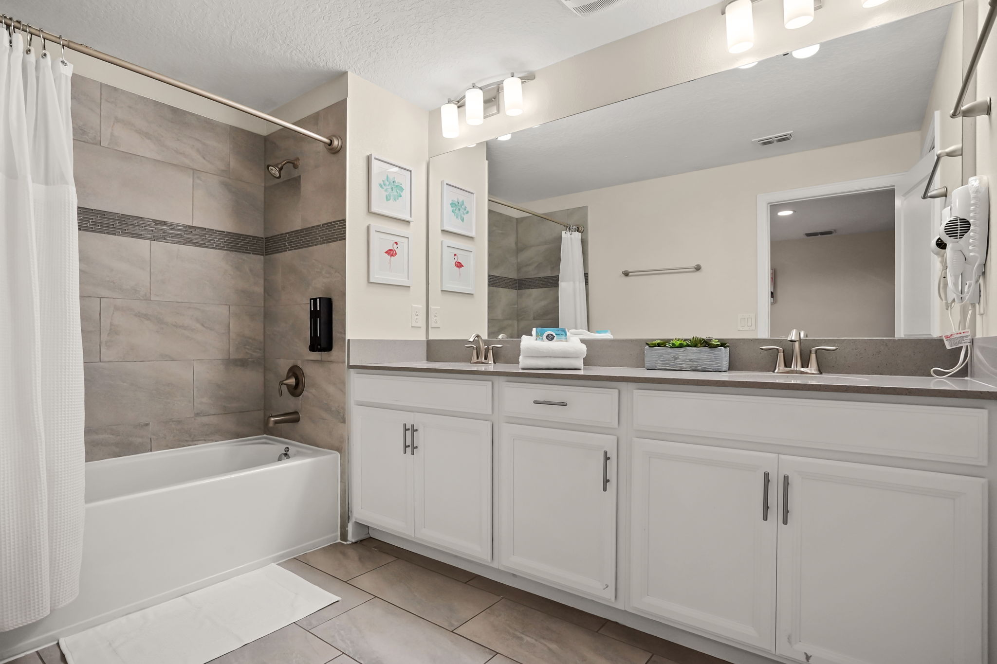 5 bedroom vacation townhouse at Storey Lake - Image 27