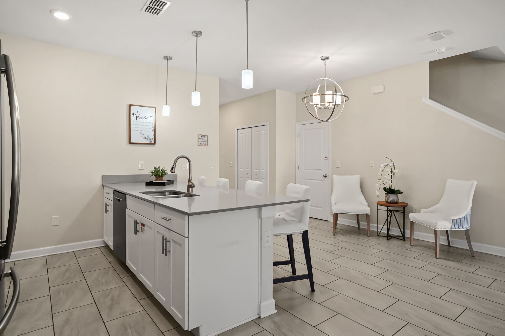 5 bedroom vacation townhouse at Storey Lake - Image 7