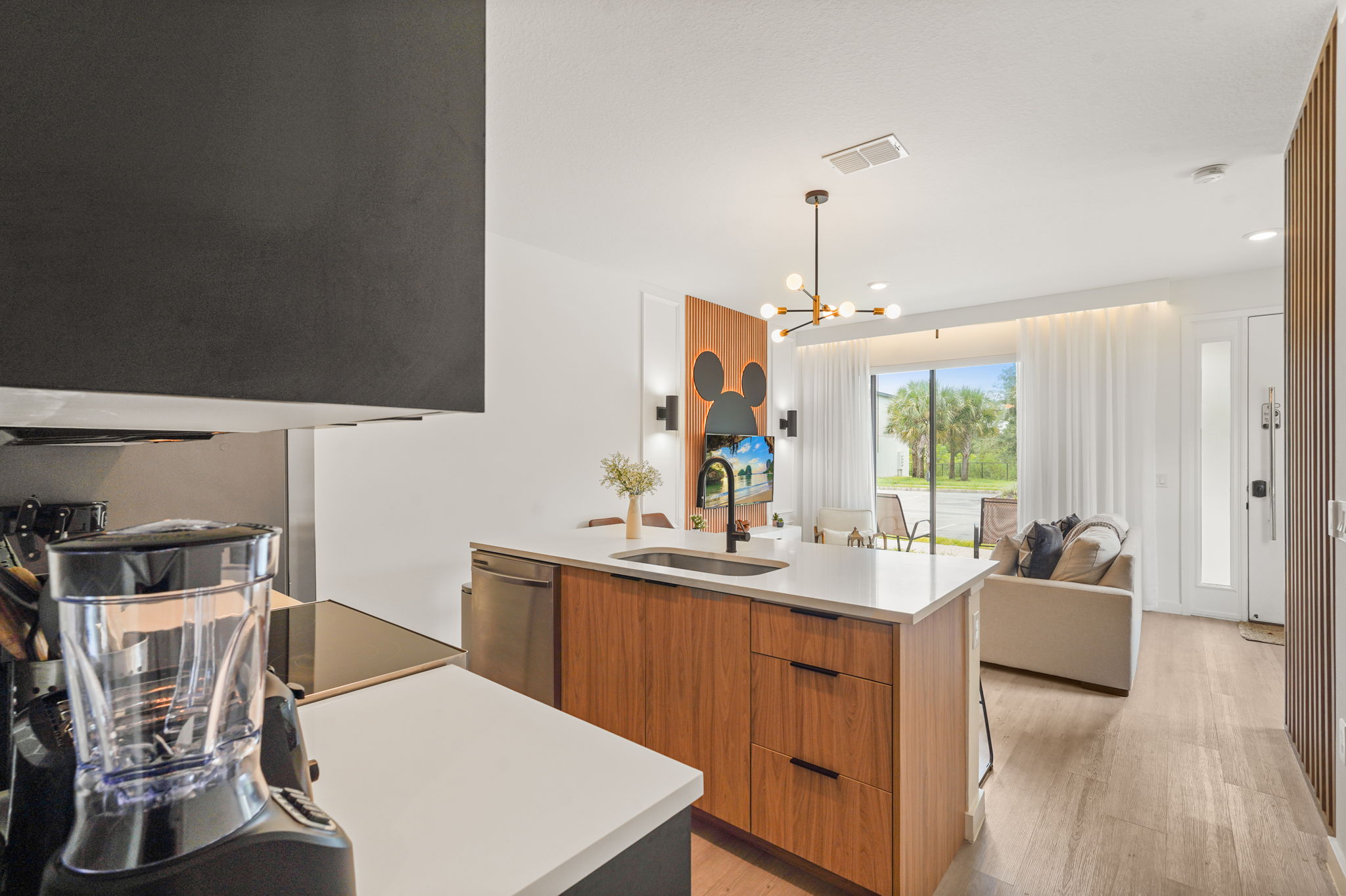 3 bedroom vacation townhouse at The Hub at Westside - Image 10