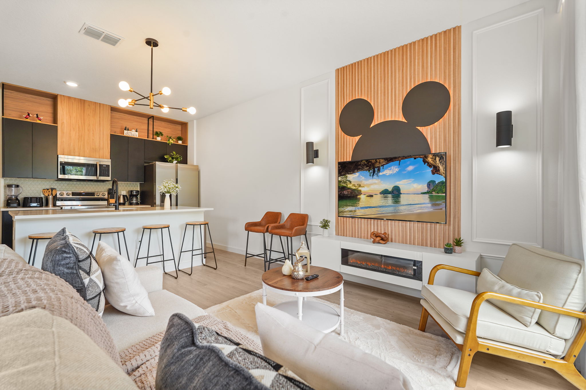 3 bedroom vacation townhouse at The Hub at Westside - Image 2